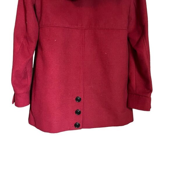 American Rag‎ red button up coat. Size small - Picture 9 of 10